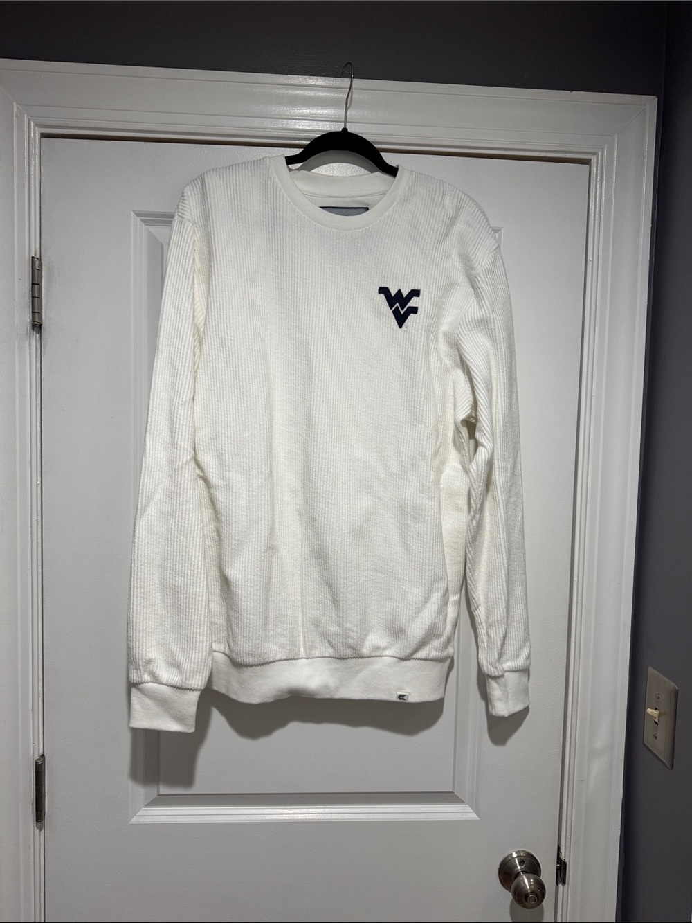 WVU Colosseum White Crewneck Sweater with Navy WV Logo